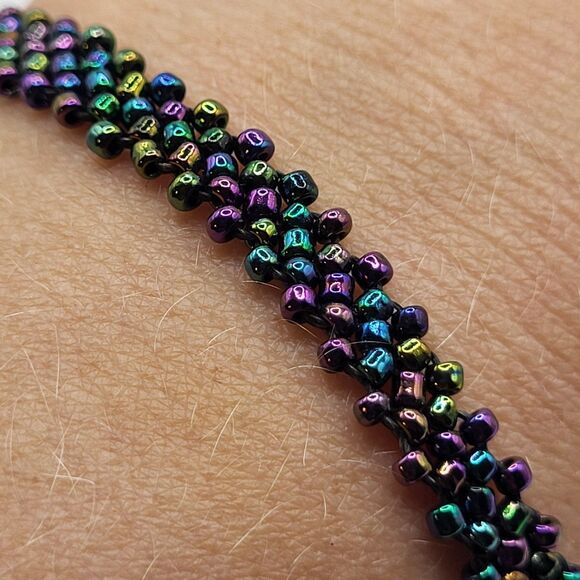 Woven Beaded Oil Spill Bracelet Floral Snap Clasp Closure 6.5in - Picture 3 of 4